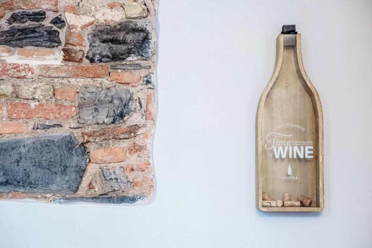 Wine House - The House Of Travelers Côme